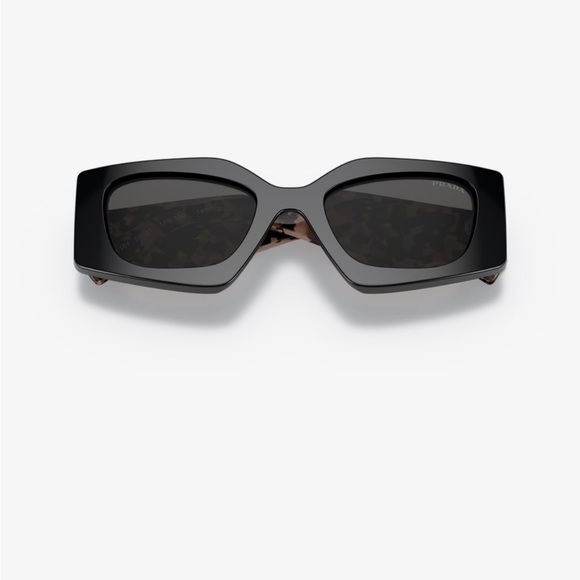 Prada sunglasses - Picture 2 of 4